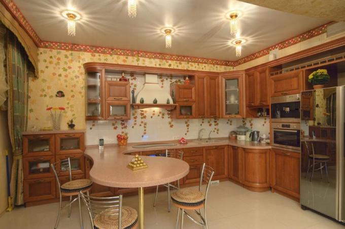 Pemulihan furnitur dapur (38 foto): Petunjuk video DIY untuk pemasangan, harga, foto