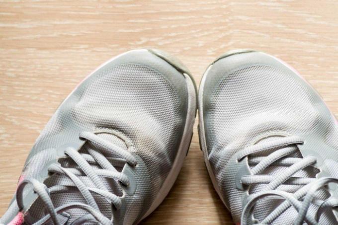 7 kesalahan dalam pilihan sepatu, yang berbahaya bagi kesehatan Anda