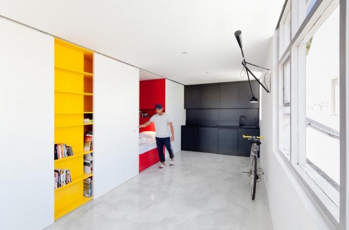Studio 27 m² dengan kamar tidur, kamar mandi dan dapur di lemari