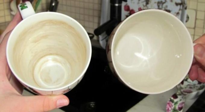 Dari mug bersih indah dan minum kopi lebih menyenangkan. / Foto: mirrasteniy.com. 