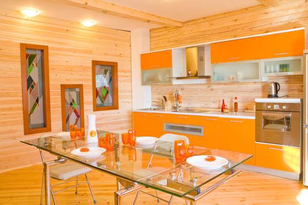 desain dapur dengan warna oranye