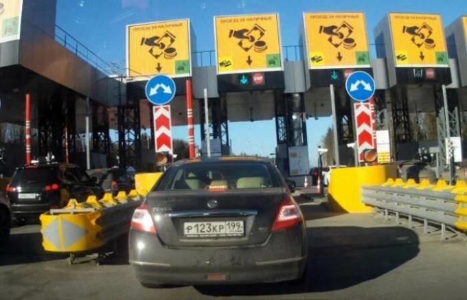 Bagaimana saya bisa sampai ke hare Rusia di jalan tol: pengalaman pengendara domestik