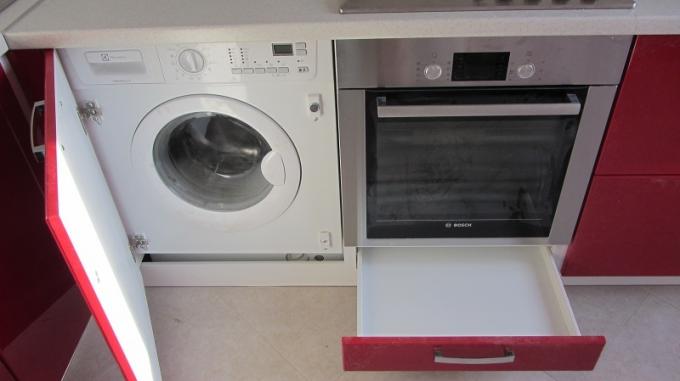 Mesin cuci built-in di dapur, cara membuat mesin cuci di kitchen set: instruksi, tutorial foto dan video, harga