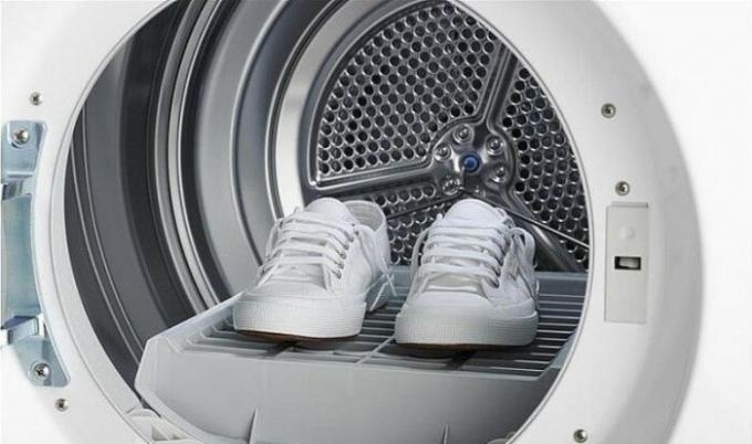 Tidak semua sepatu yang bisa dicuci. / Foto: vplate.ru. 