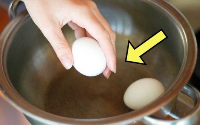 Cara memasak telur rebus dari mana shell adalah "slazit" itu sendiri