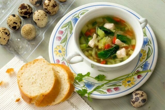 sup ringan dengan sayuran